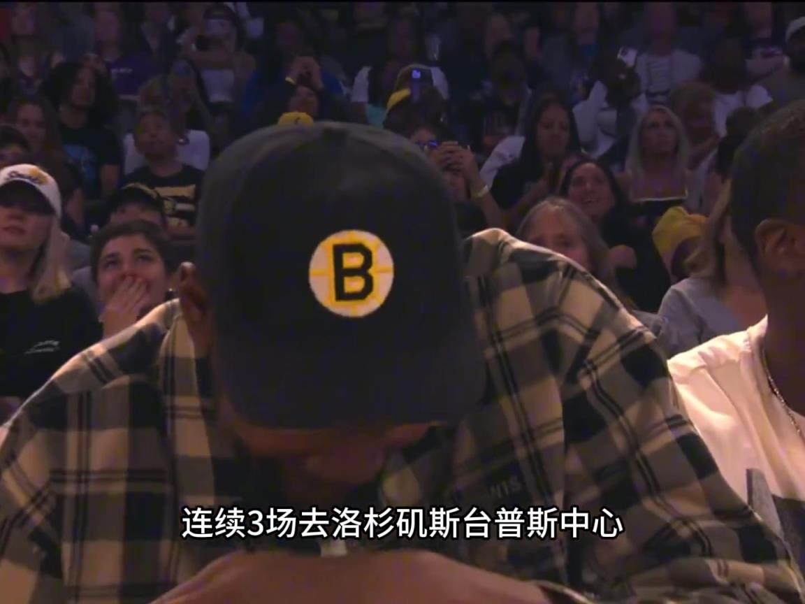 KD凡心大動？連續(xù)三場盯梢火花隊皮衣布林克庫里‘準(zhǔn)妹夫’上線？
